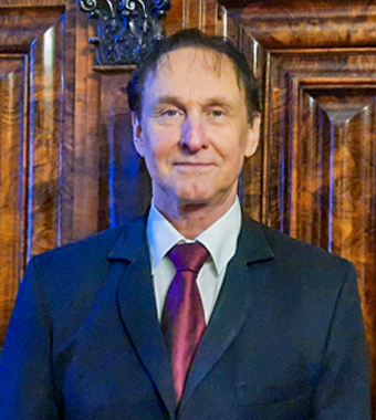 Dr. Patrick Schlarb Sammelsurium in Frankfurt Dr. Patrick Schlarb Sammelsurium in Frankfurt
